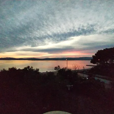Adria Apartman *